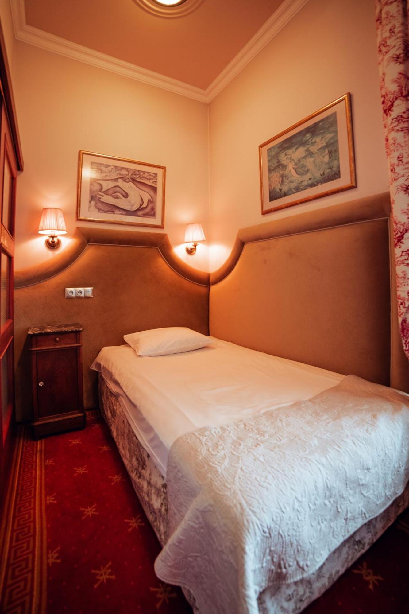 Hotel Ambasada Boleslawiec Boleslawiec  Εξωτερικό φωτογραφία